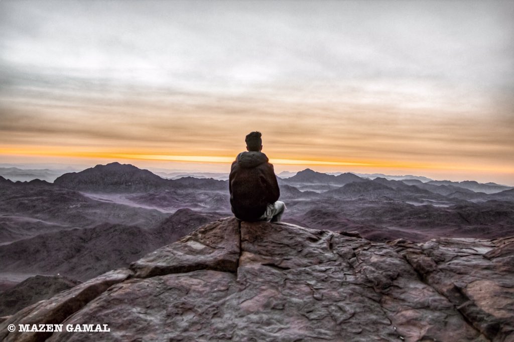 mazen_gamal_ua7's tweet photo. Leave pain and just go ✋🏻✌🏻
#astrophotography #egypt #thisisegypt #mousamountain #nightphotography #mazengamalphotography #selfportrait
#landscapephotography #nutralife #sinai #canon #canonteam #everydayphoto #sunrise #sunset https://t.co/AkFJKC4kYx