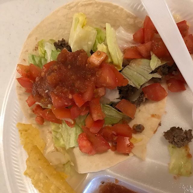 MamaHasPCOS's tweet photo. These #tacos for dinner tasted absolutely amazing. Plus, I didn’t have to cook them. #volunteerdinner #appreciation #nocheese #nobeans #extralettuce #extratomato #nosourcream #salsa #pcos #mamahaspcos #pcosjourney #pcoslife. #hopingmystomachcanhandleit #… https://t.co/yKHTuO2vWU https://t.co/JQM1rtt3TY