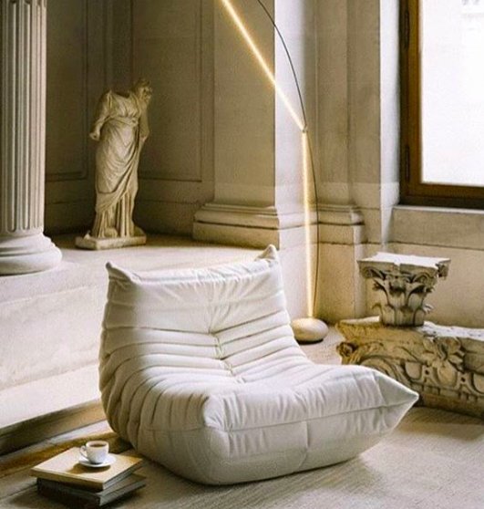 designinfoNL's tweet photo. Togo Chair blijft een bestseller van Ligne Roset - https://t.co/ilxDKO9MFC https://t.co/twJj5OW9Ar
