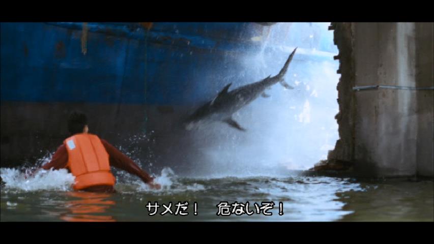 邦キチ！映子さんseason2、次回(1/18）は中国製ディザスター映画『超強台風』。巨大台風の中で元特殊部隊の市長が頭を下げ、爆発から人民をい救い、あとサメも倒す！ 