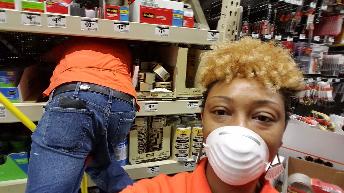 8954ASDS's tweet photo. Who's ready for Inventory?
We areπ! Working hard with Kendal DS/D24 Rack Diving and Packing Down #Teamwork #RackDiving #VOA365 @TammyColemanTHD @CharlesA_Wilson @THDNeagle https://t.co/2vmZ95gavg