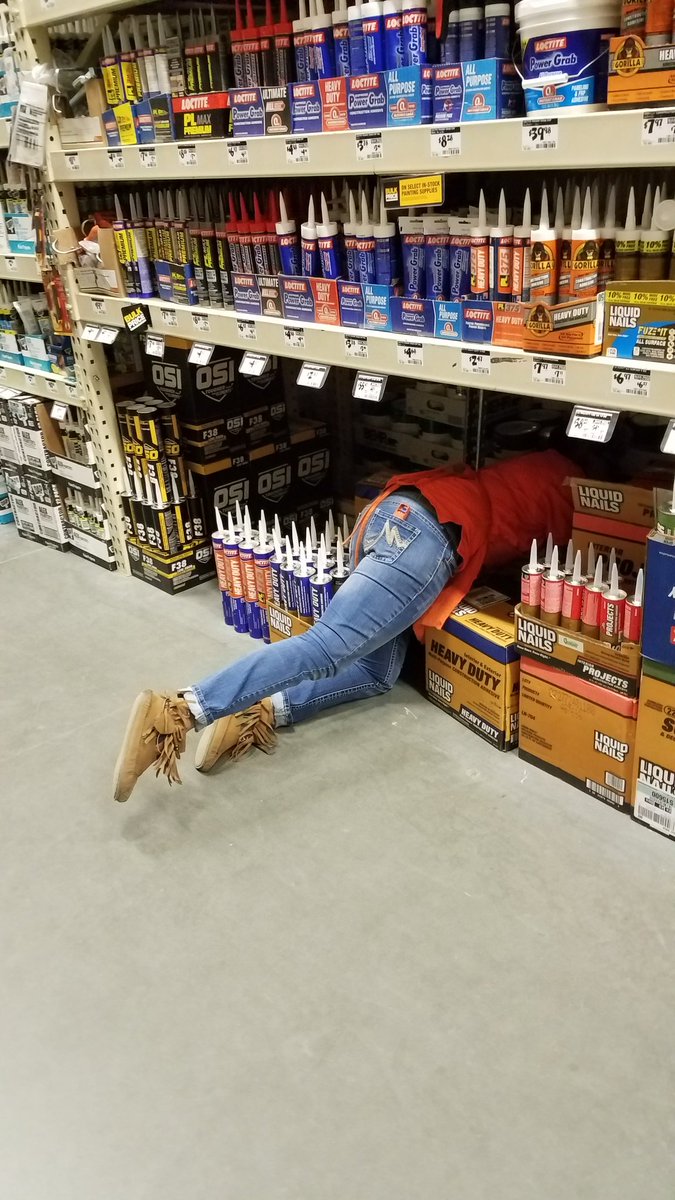 8954ASDS's tweet photo. Who's ready for Inventory?
We areπ! Working hard with Kendal DS/D24 Rack Diving and Packing Down #Teamwork #RackDiving #VOA365 @TammyColemanTHD @CharlesA_Wilson @THDNeagle https://t.co/2vmZ95gavg