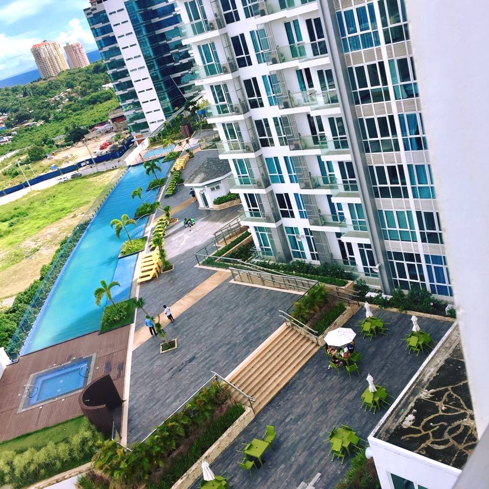 byclubcebu's tweet photo. Spend your staycation with your love ones or Friends at C Suites 8 Newtown Blvd.  For booking and inquiries call (032) 4942467 or 09178253114 email at reservation@csuites-8nt.com https://t.co/Z4dY2M0Nmw #staycation #cebu #advertising #ClubCebu #DigitalMarketing #Wanderers https://t.co/gn9d9gi1Mt