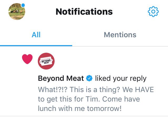 YourMomToldYou's tweet photo. @WhiteWizGandalf @ekovahheart @BeyondMeat @CarlsJr So good! Lol https://t.co/4Nef7ZUdhA