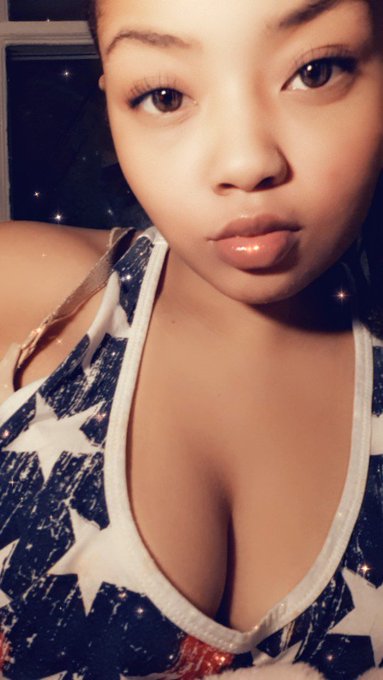 Just a reminder That my subbies are lucky to have me.  #findom #paypig #findomme #finsub #finslave #blackmail<a href="/tag/blackmail"class="tags"><span>#blackmail</span></a><a href="/tag/findom"class="tags"><span>#findom</span></a><a href="/tag/findomme"class="tags"><span>#findomme</span></a><a href="/tag/ebonygoddess"class="tags"><span>#ebonygoddess</span></a><a href="/tag/paypig"class="tags"><span>#paypig</span></a>