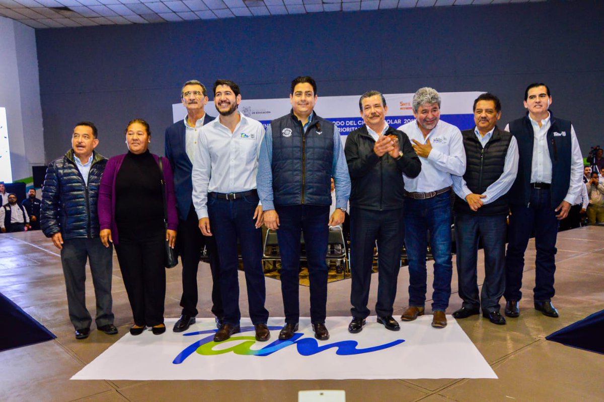 EDUCATAM's tweet photo. El Titular de la SET invitó a trabajar juntos por el cambo, “a seguir abonando a este proyecto esperanzador que lidera nuestro Gobernador Francisco García Cabeza de Vaca y con quienes todos hacemos ese compromiso diario de seguir trabajando", dijo. https://t.co/l0HLmurE7Y