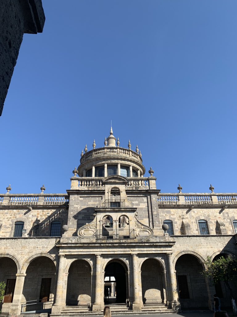 JaxonHM's tweet photo. As part of my J-Term soccer and class trip to Mexico, I will be putting out some tweets for the next week or two. These are several photos of some fascinating looking churches and the Hospicio Cabañas I saw today in downtown Guadalajara! #DUSoccerInMexico https://t.co/egPQ686Auk