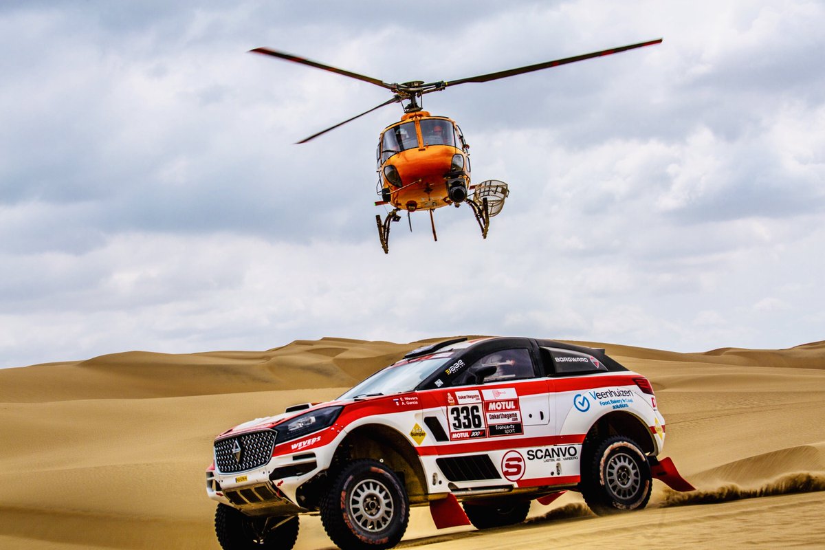 BorgwardPeru's tweet photo. Después de un día difícil en la Etapa 2, ¡el #BorgwardRallyTeam regresó fuerte! ¡En la carrera de hoy de San Juan de Marcona a Arequipa, @ErikWevers y Ashley García saltaron 55 puestos en el ranking de la Etapa 3! ¡Tweet para animarlos! #SienteLaVelocidad https://t.co/tQyIv31jzp
