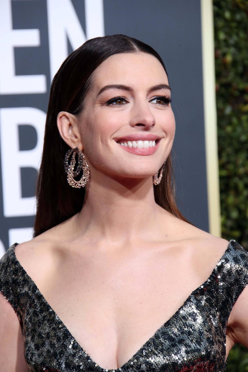 Anne Hathaway FANsite tweet media