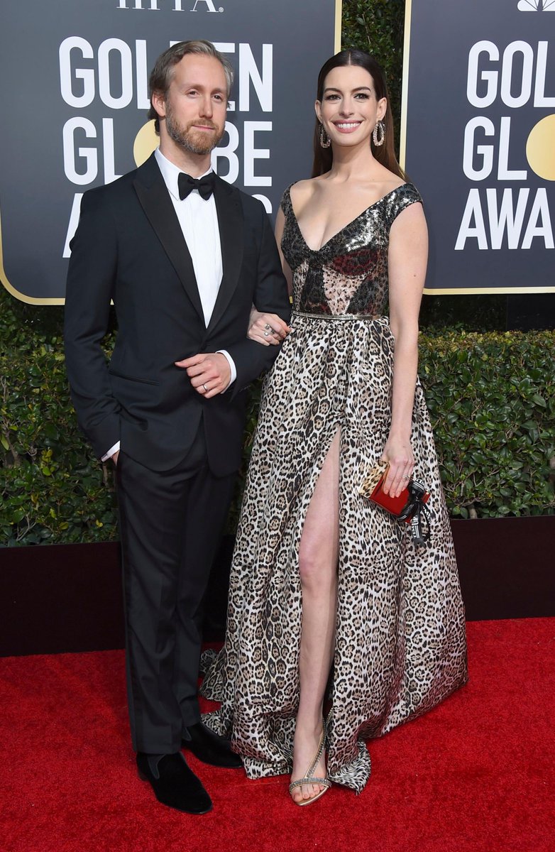 Anne Hathaway FANsite tweet media