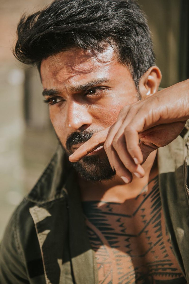 Индийские виная видея рама. Рам чаран теджа 2019. Рам чаран теджа 2019. Киара адвани рам чаран теджа. Рам чаран виная видея рама.