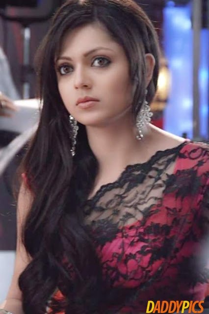 Happy birthday drashti dhami 