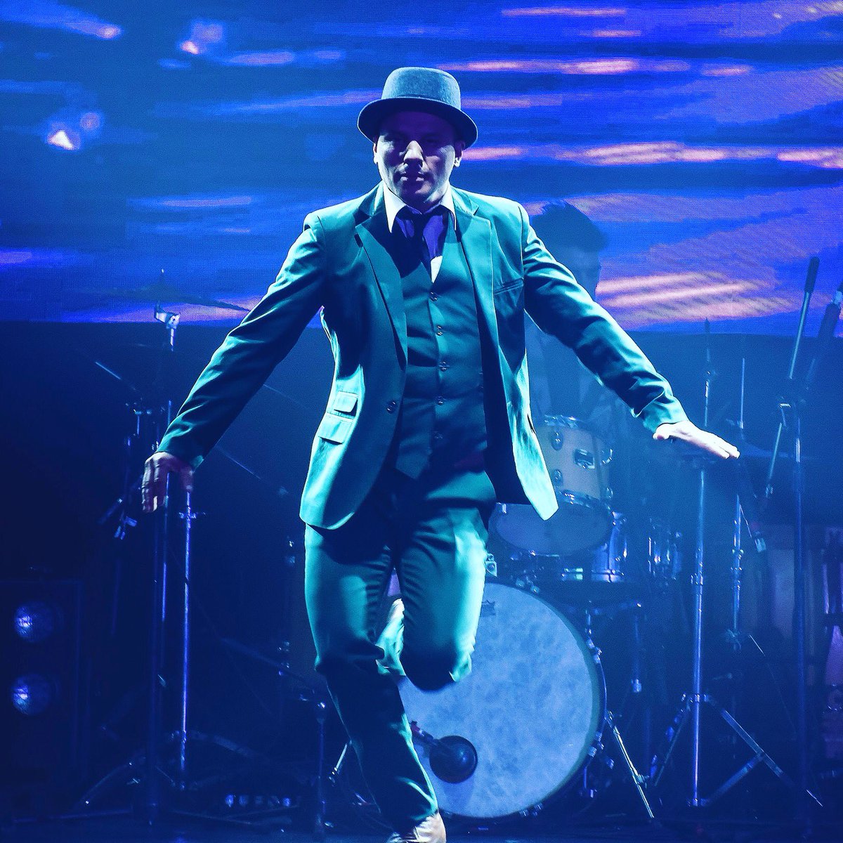 ESTRENAMOS 😁❤️ <a href="/bienargentinook/">BIEN ARGENTINO</a> La evolución. <a href="/ApoloTeatro/">Teatro Apolo</a> Buenos Aires!!! “Primero seamos felices, el resto viene solo “