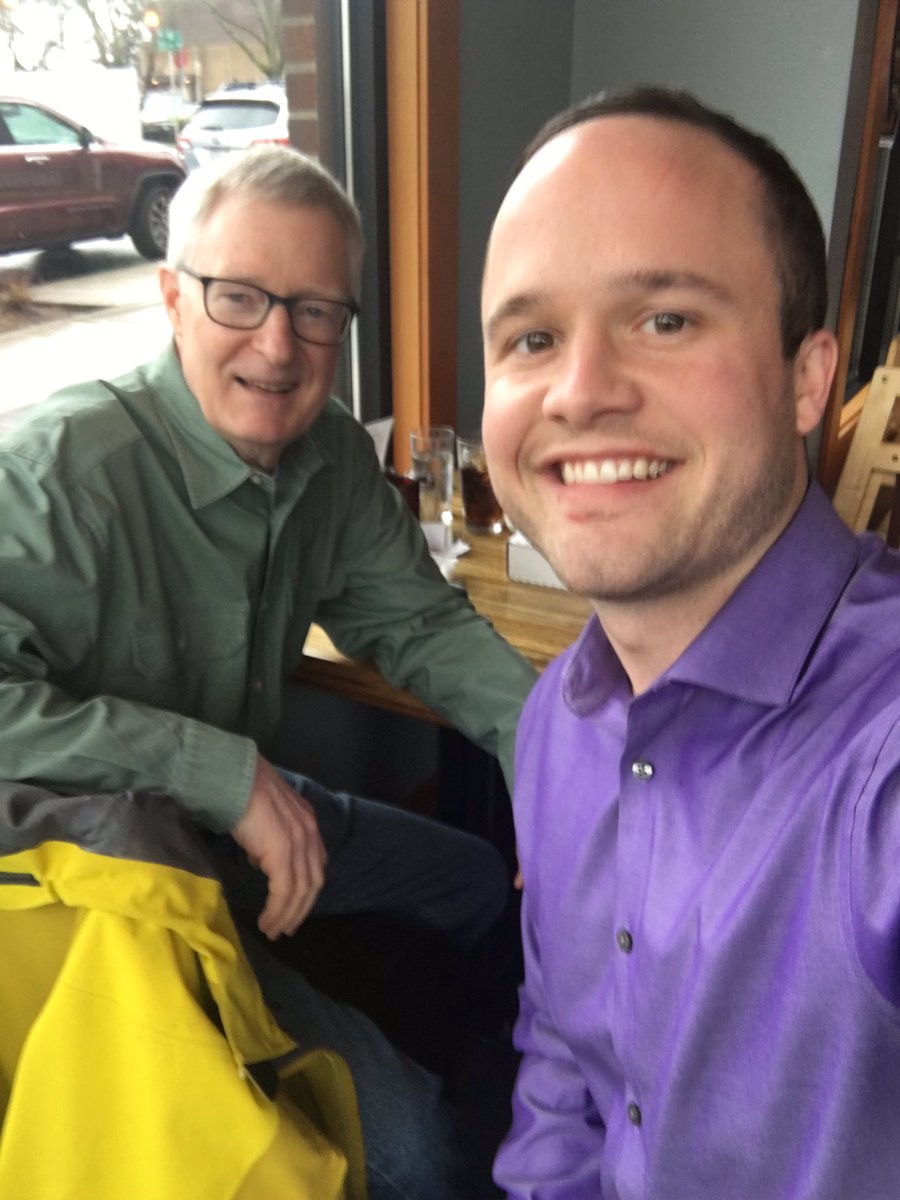 AlexNBCLA's tweet image. Had lunch today with @KING5Seattle legend #EdWhite . I learn so much from this man every time we are together. 

There’s a reason he was so successful in this business.....hard working, smart, persistent, and KIND. He is a good man first....the rest is just a bonus. 

Thanks Ed.