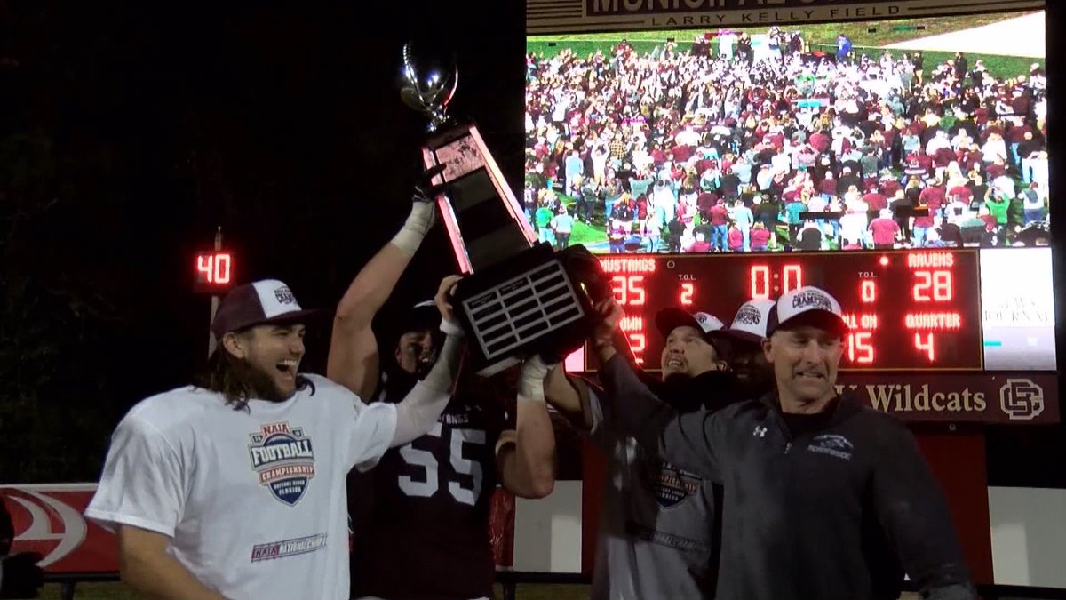 SportsZoneKCAU9's tweet photo. CONGRATS TO STEVE RYAN!!! @MsideFball was named the @WeAreAFCA NAIA Coach of the Year!
-Undefeated Season (15-0)
-GPAC Title (Eight-Straight)
-@MsideFootball's first national title
-Second time he's won the award https://t.co/rp1ci9lYWX
