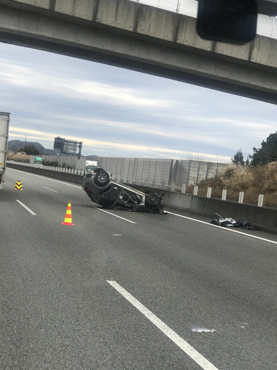だいきんまん M3 新東名の島田金谷付近で事故 南の方からオートサロン 来られる方 渋滞なってると思います お気をつけて だいきんまん M3 新東名の島田金谷付近で事故 南の方からオートサロン 来られる方 渋滞なってると思います お気をつけて