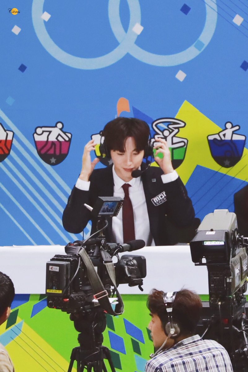 citrus_0701's tweet photo. 190107 #ISAC2019 
#Leeteuk #이특 #박정수 
@special1004 https://t.co/PV1mJ68vFg