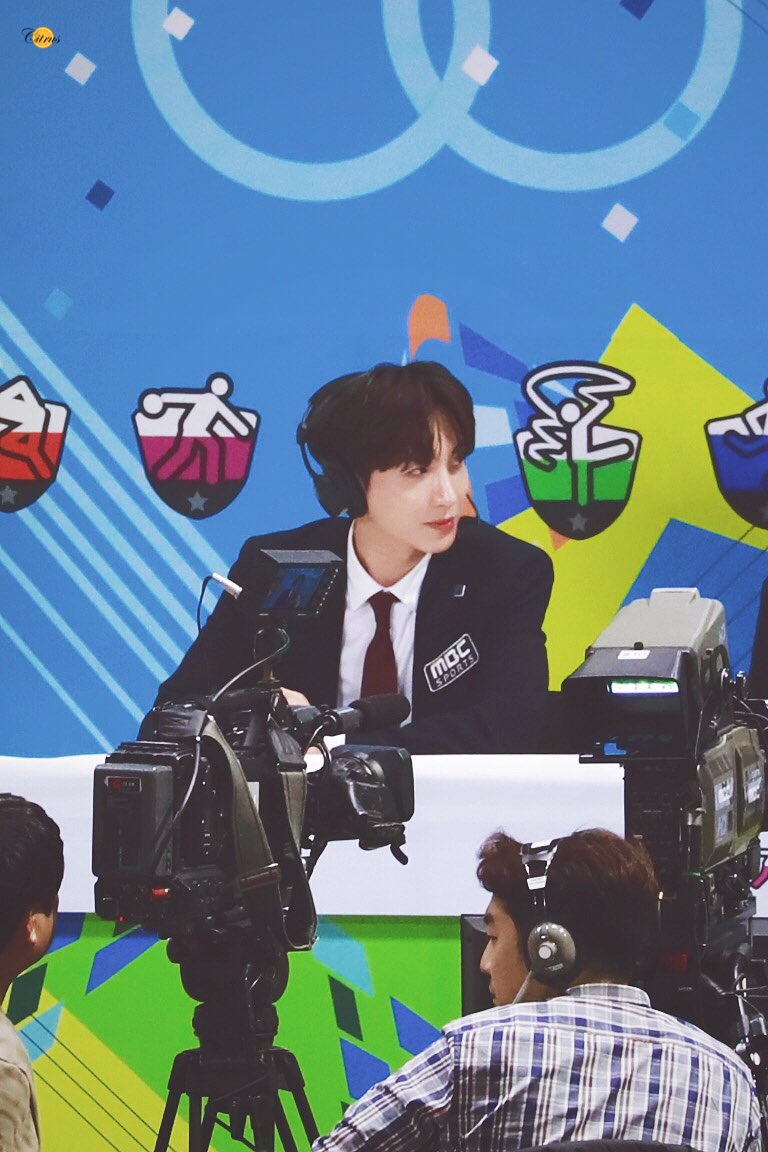 citrus_0701's tweet photo. 190107 #ISAC2019 
#Leeteuk #이특 #박정수 
@special1004 https://t.co/PV1mJ68vFg