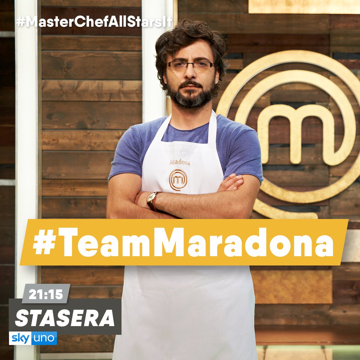 MasterChef_it's tweet photo. Meticoloso, sperimentatore, eclettico: per voi #Maradona ha gli ingredienti giusti per vincere? 💪 
RT se siete #TeamMaradona! @MaradonaYousse
La serata finale di #MasterChefAllStarsIt, STASERA alle 21.15 su @SkyUno! 📺 https://t.co/b24YiThshv