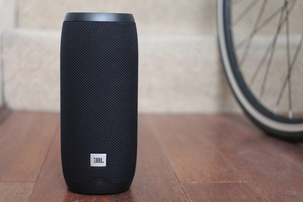 O2GuruMike's tweet image. Are You a music fanatic? Pop down to #O2Macclesfield today and see the JBL Link 20 speaker in action. Currently at an amazing 40% off! @amber_frances @xlincyannx