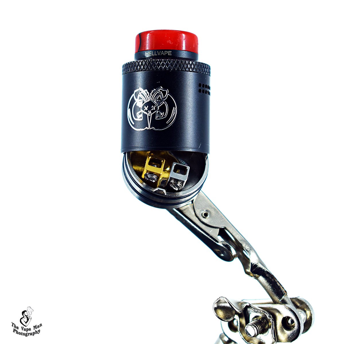 thevapemanphoto's tweet photo. Ripping some of that @officialhellvape #dropdead #dropdeadrda an amazing #rda with great #flavour and crazy #clouds so good for you #flavourchasing and #cloudchasers ALSO show some love to the new team that is @hellvapeuk amazing content https://t.co/DgFdORyhJq