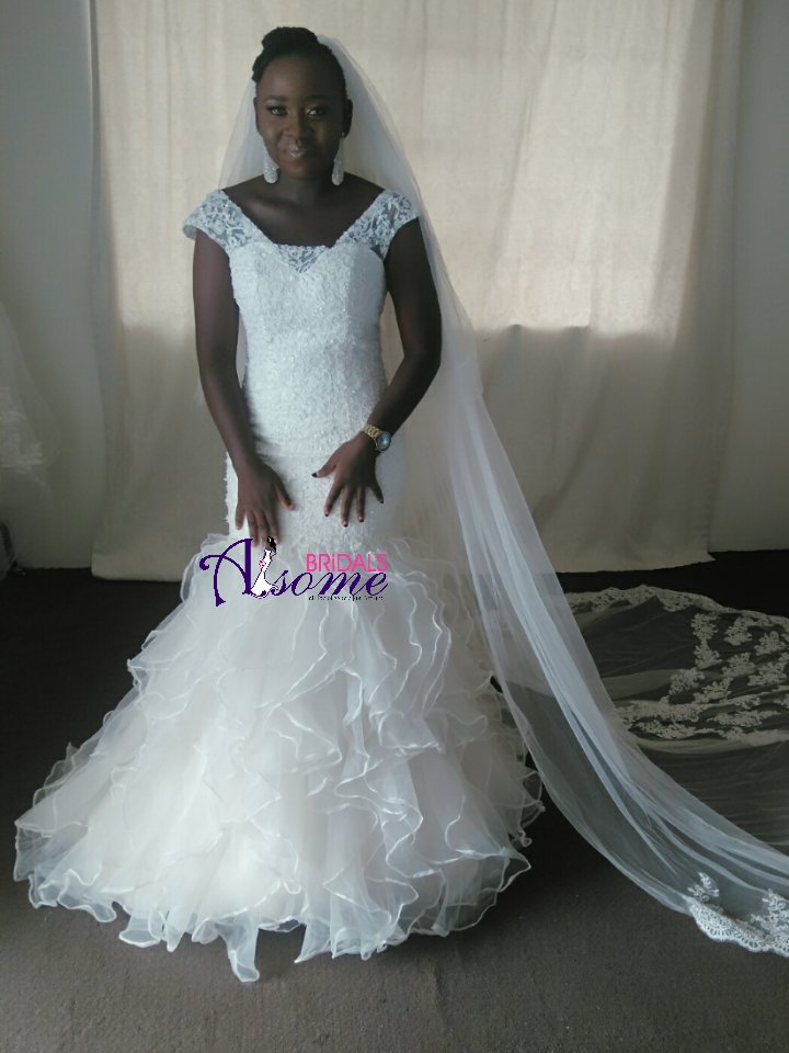 alsome_bridals's tweet photo. You can't miss the smile when your #weddingdress is awesome.
We create the smile by giving you a life time memory,
With our well detailed wedding gowns.
We sell and rent at a good price
Visit the store.
Dm, call/whatsapp 08060656396
2019#brides to be , we are waiting for you. https://t.co/VEeEG9uH8p