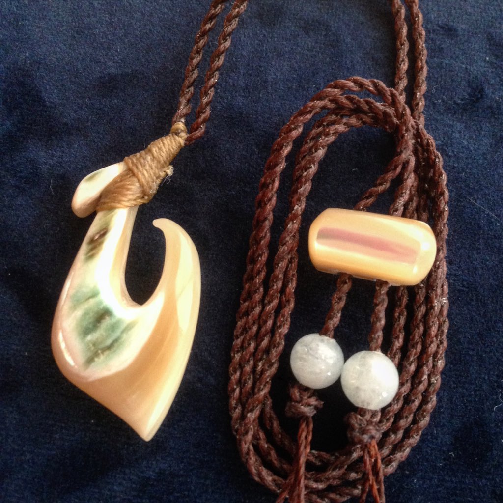 shellcarvings tweet picture
