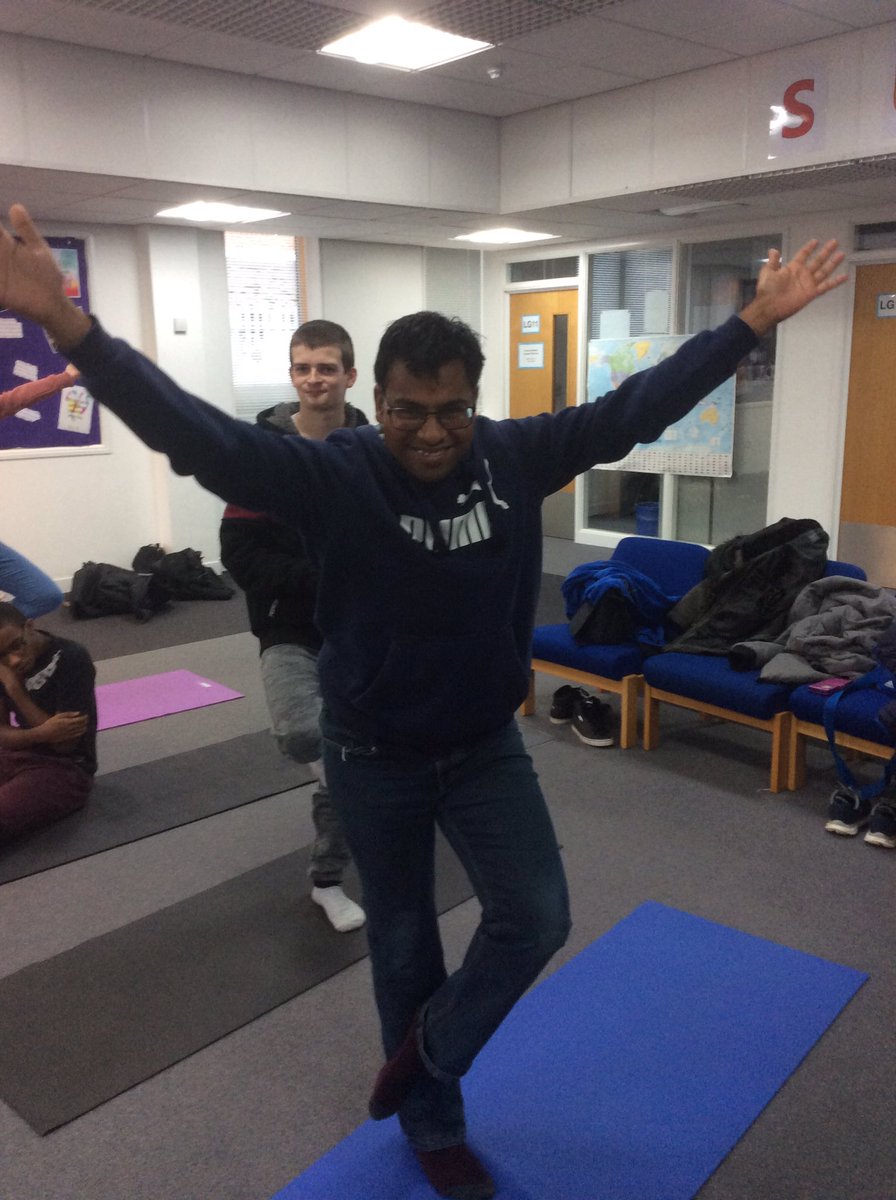 SEND_TA_chloe's tweet photo. Yoga makes thursdays better with Supported Studies at Harlow College! Our SEND learners are practising their controlled breathing and stretching 🙆‍♀️ 🧘‍♂️ #SupportedStudies #yoga #SEND #ilovemyjob https://t.co/csLO8eMPFT
