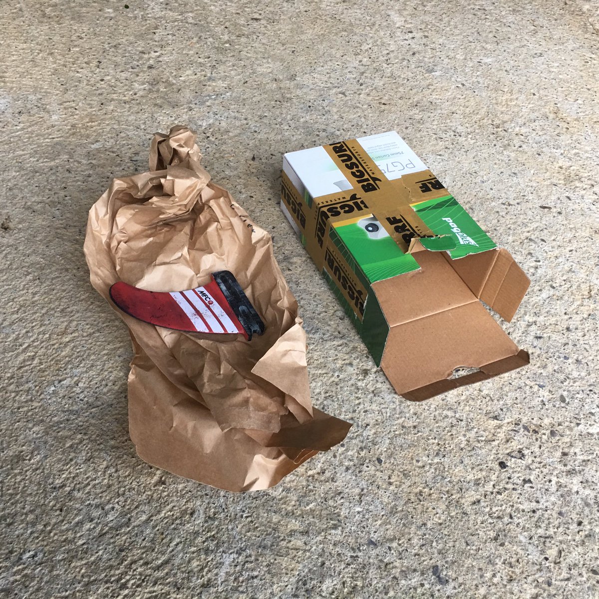 bigsurfshop's tweet photo. Plastic...be gone! Upcycled boxes, paper packing tape, paper packing materials now on all orders from bigsurf. https://t.co/JtPAzkh5ju