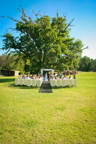 LangerryA's tweet photo. WEDDING AND CONFERENCE VENUE
KOUGA AREA- 120KM FROM PE
EMAIL:         liza@soloko.co.za
WEBSITE:    https://t.co/jBVtoAqaHH
TEL:              0719584108
Soloko Game Reserve
The heart of the Kouga Valley! Soloko Game Reserve is a fantastic wedding venue. https://t.co/X4FG8ClttE