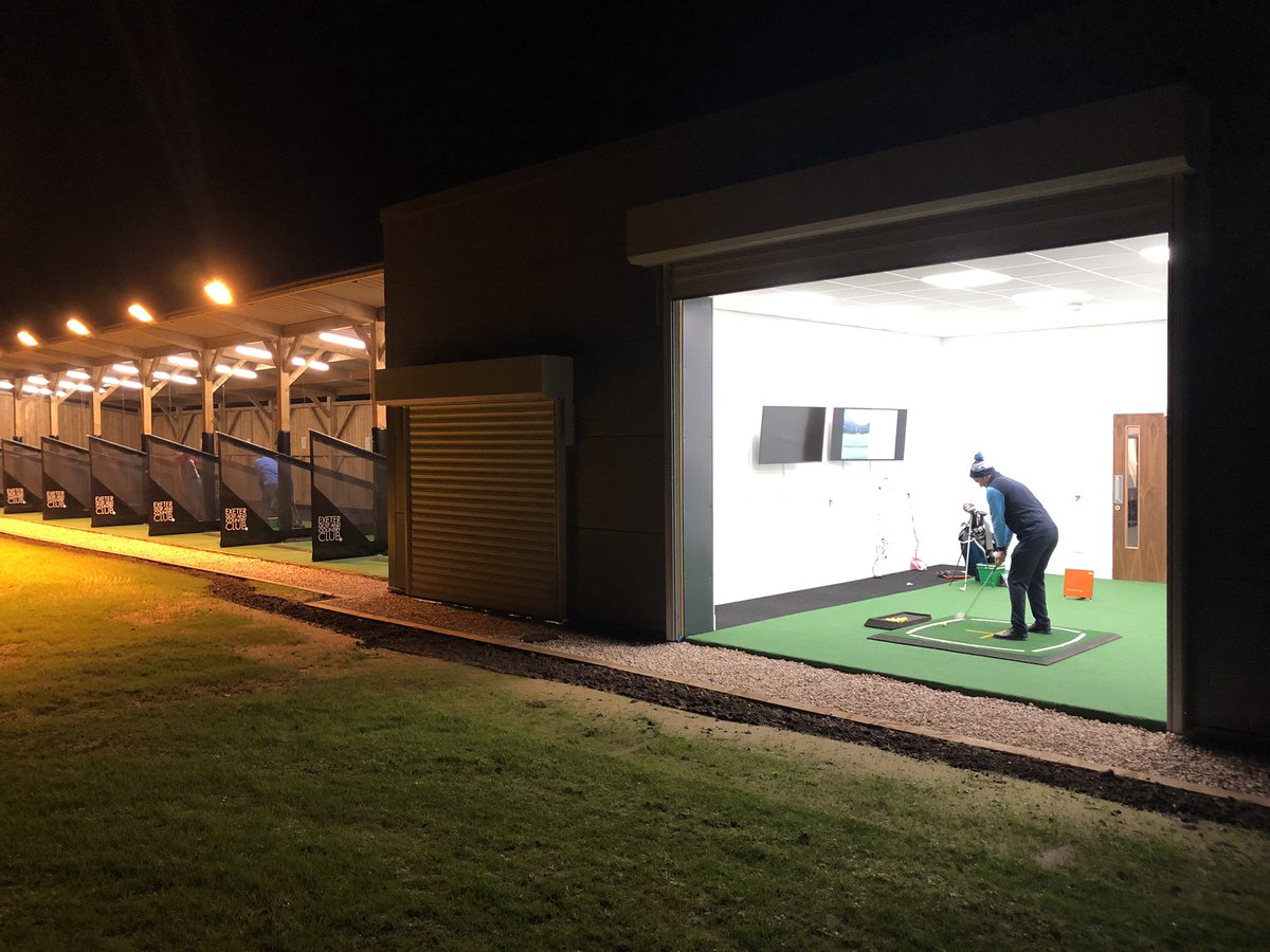 dceverettpgapro's tweet photo. Very enjoyable coaching at the new @exetergcc Topsham Golf Academy last night! Our new studio is fitted with @TrackManGolf and will have fitting kits for @TitleistEurope @CallawayGolfEU @PINGTourEurope @TaylorMadeTour #topfacility #coaching #customfitting https://t.co/Vv54Uqnzrm