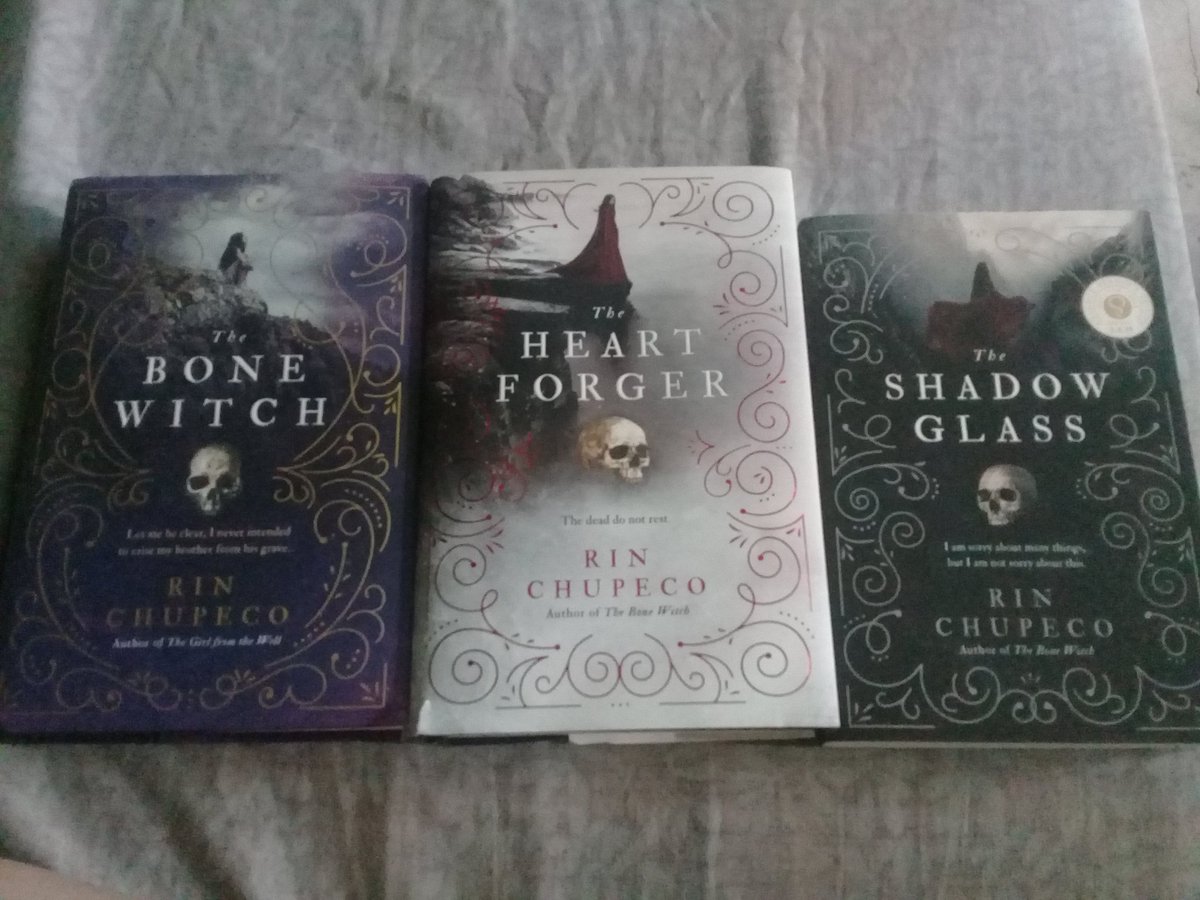 llemmiee's tweet photo. Look what I just got in the mail! Lovely @RinChupeco has sent me the 1st batch of goodies for the blog tour! I am scrambling to make plans. More updates soon!
#BlogTour #PHblogtour #BoneWitchTrilogy #TheShadowGlass https://t.co/KLaNcwudIk