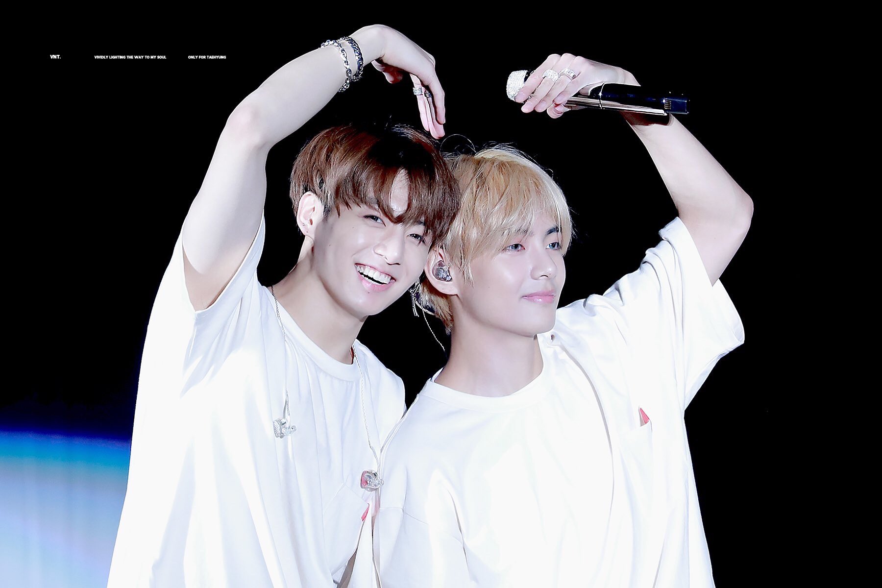 ヅ Teacher Taehyung And Vice Principal Jungkook Is Currently In Their 8 Year Of Marriage Nothing Is More Difficult Than Keeping The Love They Have For Each Other Whenever They Re In School