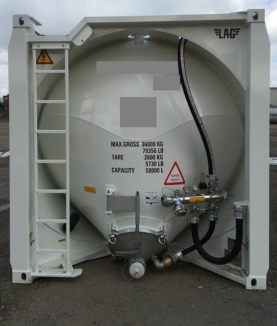 AXEMLogistics's tweet image. Hello everybody, do you know this material ? Silo container 20' perfect to transport by multimodal mineral product. Are you interesting in ? If yes don t hesitate to ask some info in MP #transport #multimodal #cement #container