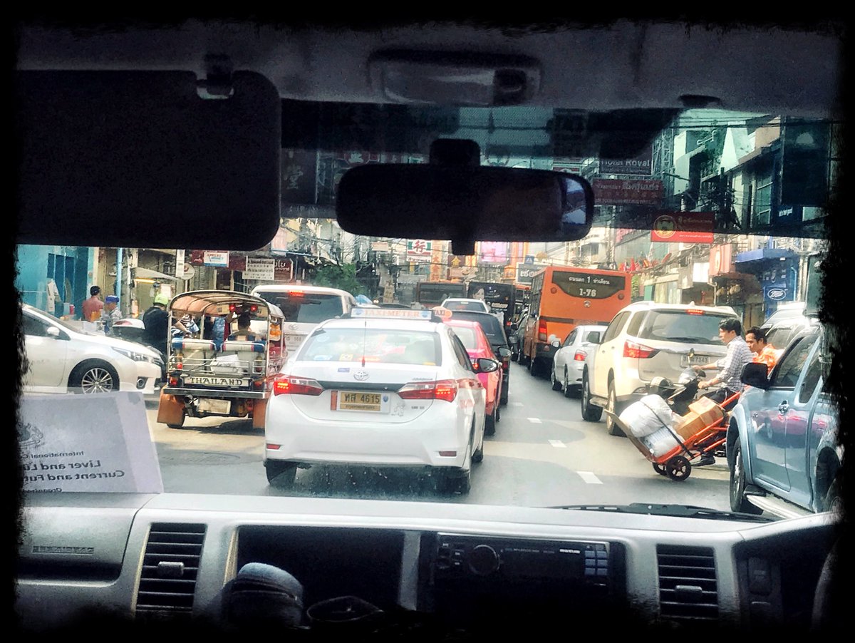 LigoProject's tweet image. Going  nowhere fast in Bangkok! #TravelTheWorld #Thailand