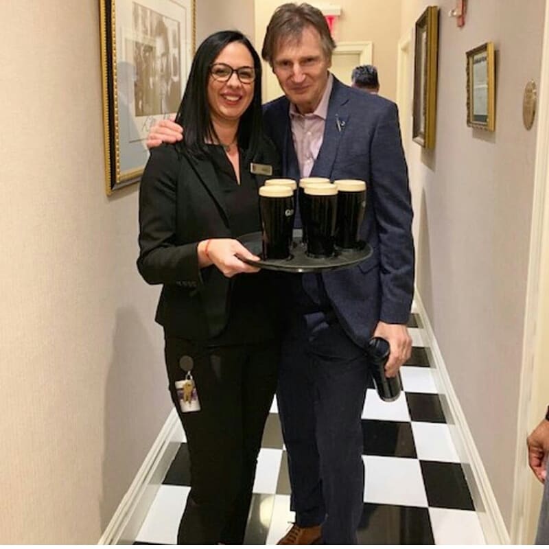 NeesonAddict65's tweet photo. #liamneeson #fitzpatrickhotel NY last night ❤❤ https://t.co/QKZ9bfU1Ly
