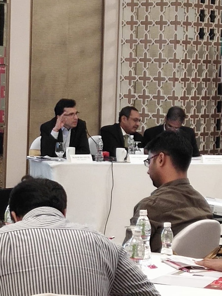 abslmf's tweet photo. India GDP growth will continue to be steady with marginal improvement driven mainly by Private consumption and supported by investment in infrastructure. #Equity #Outlook2019 #MaheshSays https://t.co/yLsSrCGS4S