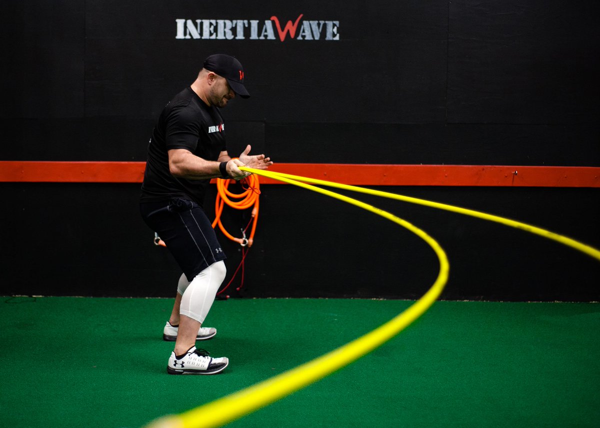 inertiawaveuk's tweet photo. The Super Typhoon is one of the 7 Methods of Use for the InertiaWave and is a great way to target the obliques 💪 
.
To find out how to properly do the Super Typhoon, or to order your own InertiaWave, visit the link in our bio 🙇
.
#corestrength #HIIT #getfit #metcon #nogymneeded https://t.co/kvEHCumNFq
