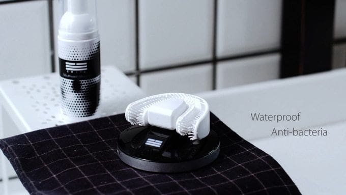 "It has the same shape as your mouth so that it can clean each one of your teeth perfectly." goo.gl/k6DKrZ #Products #Electronics #Toothpaste #Toothbrush #OralHygiene