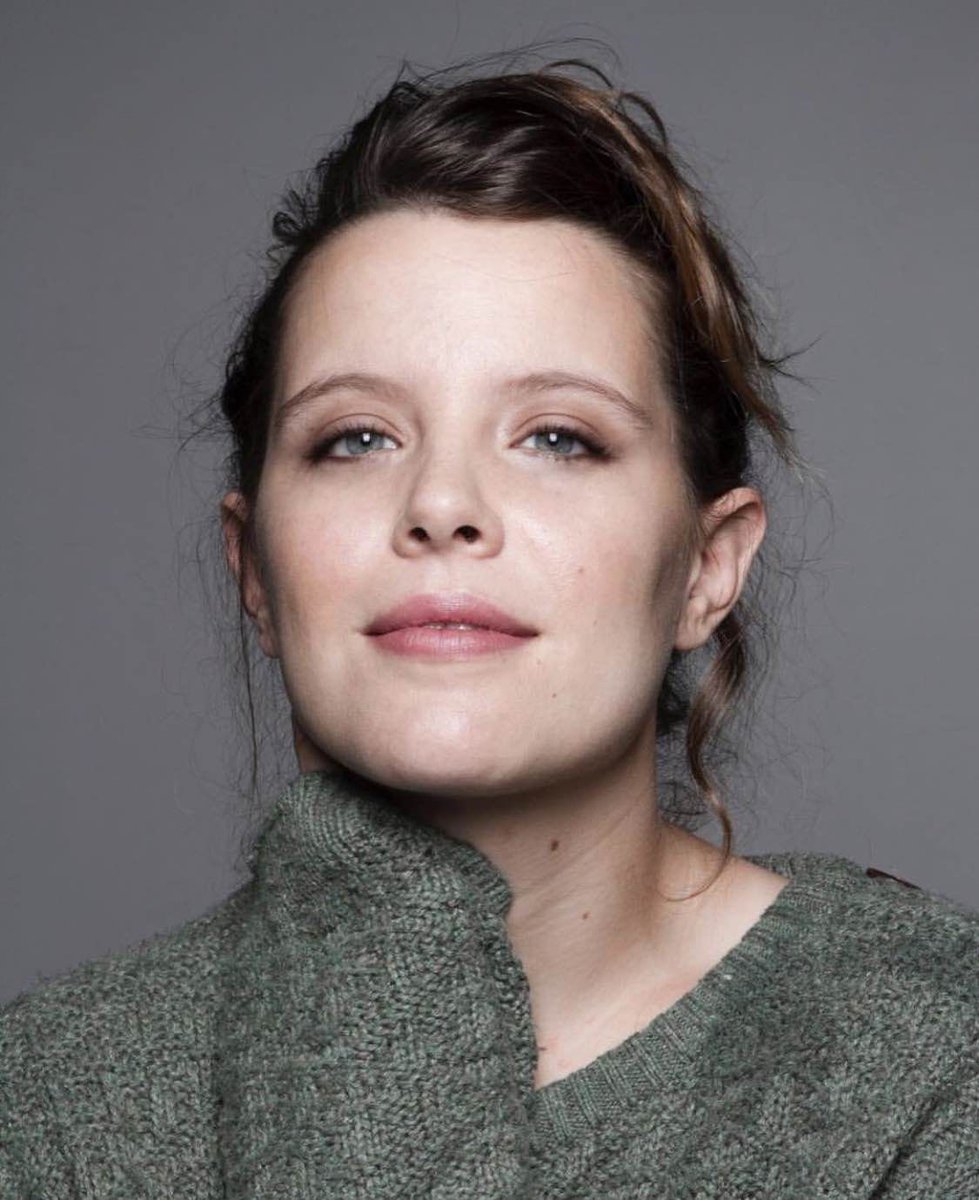 Parlem amb <a href="/AndreaRos_/">Andrea ✨</a>: “El sostre de vidre ja està esquerdat". La <a href="/NeusMolina/">Neus Molina</a> parla amb l'actriu sobre la seva nova serie, sobre feminisme i sororitat > buff.ly/2RO2m4K