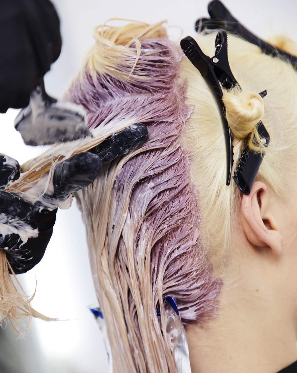 ¡Píntalo rosa con vibras #globatribe!  🙌#EssentialLooks #haircolour #apassionforhair