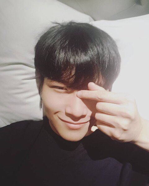 Tooru_Yukimura's tweet photo. #준우의_힘이_되거야 #Union #VarsityxUnion #JunwooxUnion we love you!!!!❤️😍💕 please be strong !! we will always support you !!! love you very much https://t.co/s2vuJ8rNUP