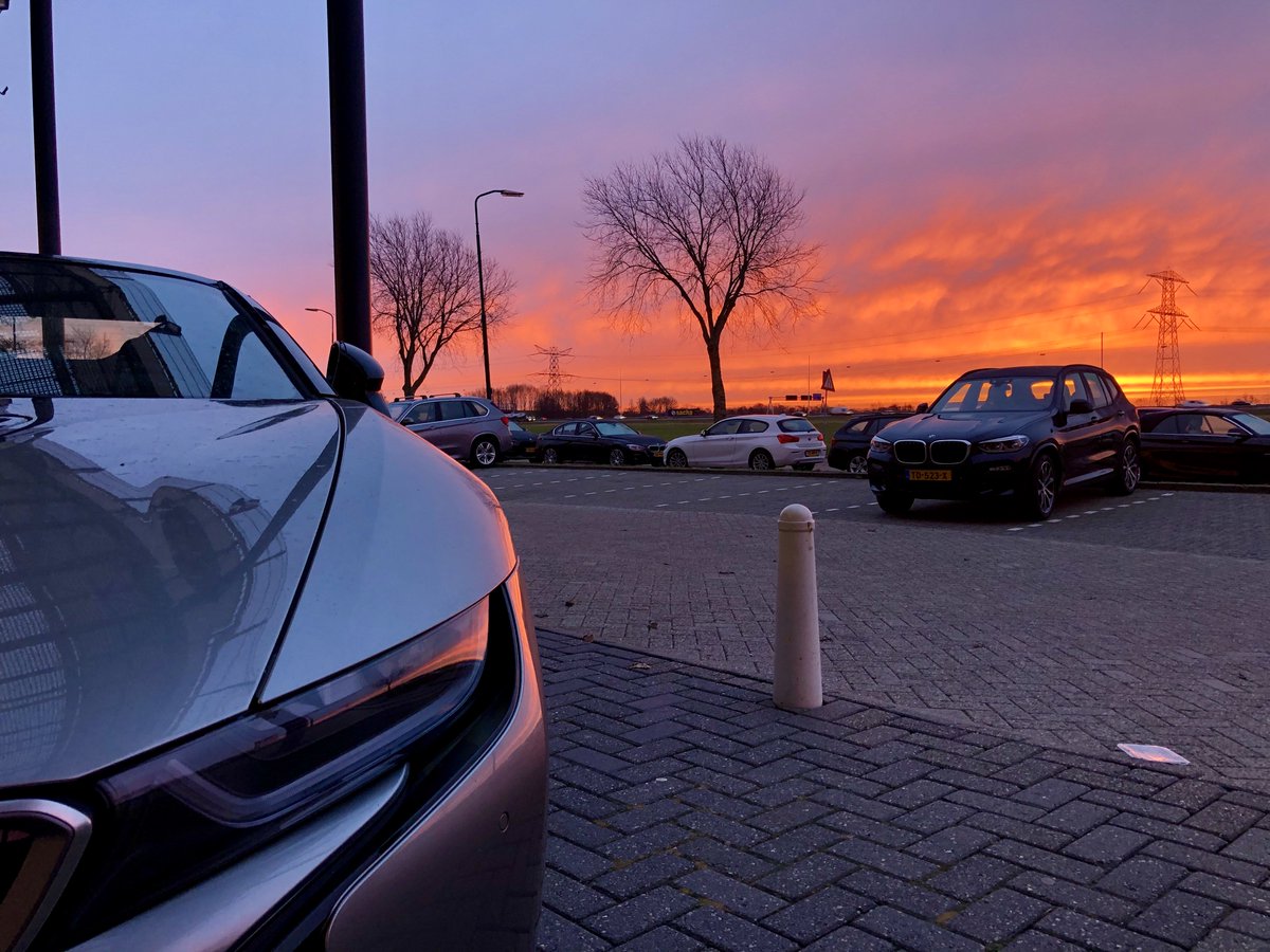 Goedemorgen! 🌅 #HansSevers #BMW #BMWi8