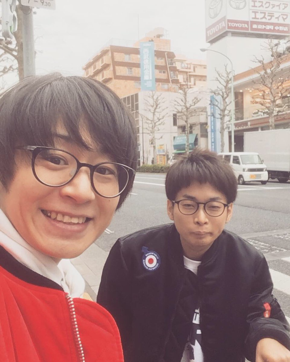 バイクさんからMA-1頂きました！クローゼットの中覗いて「ジャージ、多くないですか〜？」「ジーパンも多いっスねぇ〜」って言いまくってたら他にも色々頂けました！言ってみるもんだぜ…。
優しきバイクさん、本当にありがとうございます。。… 