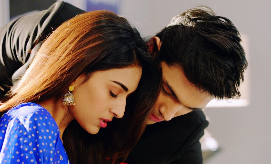 indiantvchannel's tweet photo. Finally Anurag realises his love💕😍🥰 for Prerna in Kasautii Zindagii Kay 2 https://t.co/zracbaO6QO #KasautiiZindagiiKay2 https://t.co/kcdnIF6p1L