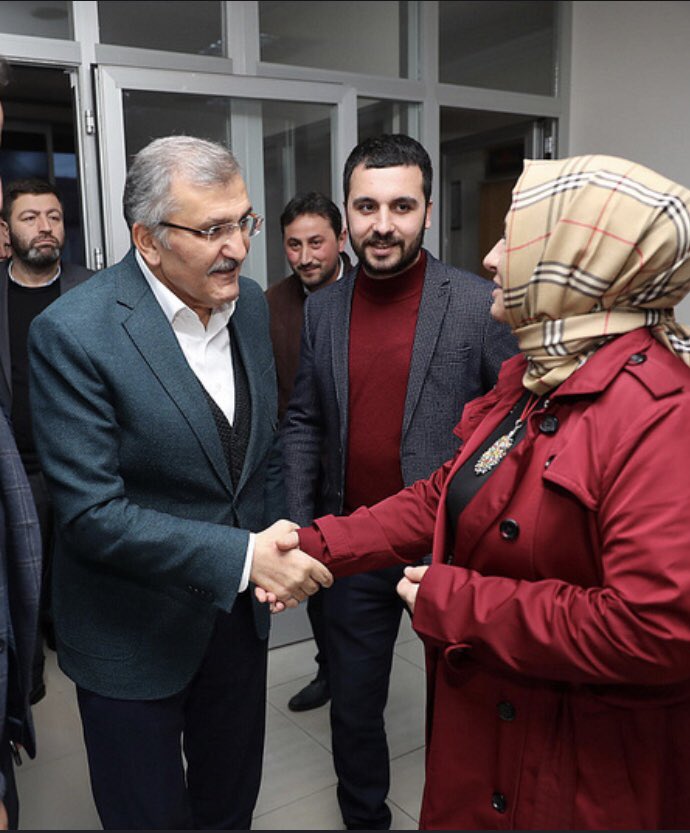 gaye_zayf's tweet photo. Tevazu, Samimiyet, Gayret İle.....
Beykoz’da Aydınlık Günlere.....🤗 @mhanefidilmac @murataydintr @Furkan_celiker @akkadinbeykoz https://t.co/wUsq1DOm0W