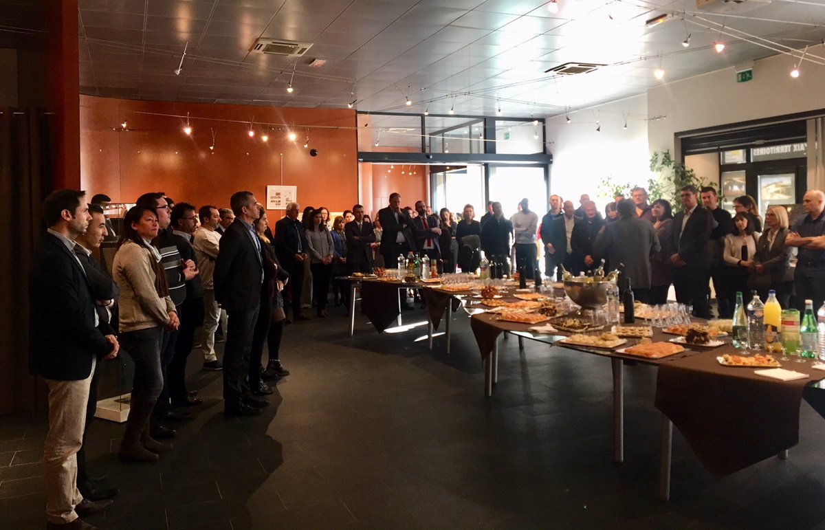 groupesemepa's tweet photo. Rassemblées pr les vœux2019 autour de leur président Gérard Bramoullé @aixmaville les équipes des sociétés publiques #SEMEPA #SPLA Paysd’Aix Territoires & #SACOGIVA mobilisées sur leurs projets #urbanisme #habitat #équipement #centreville #stationnement #logementsocial @FedEpl https://t.co/5pfm1WjIlM