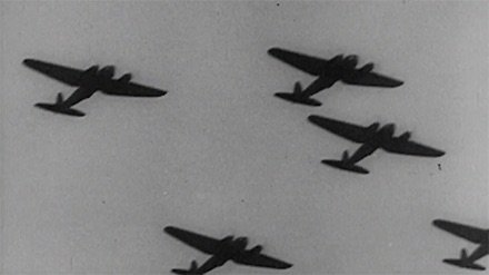 AerostarTV's tweet photo. ✨ Aérostar vous souhaite une excellente année ✨

Et pour bien démarrer cette nouvelle année, nous vous donnons RDV ce soir à 21h00 :-)
Découvrez un film inédit "Combat au-dessus des nuages"
+ d'informations sur ce programme : https://t.co/MPPErqlrHD https://t.co/u4Jxpg7a0V