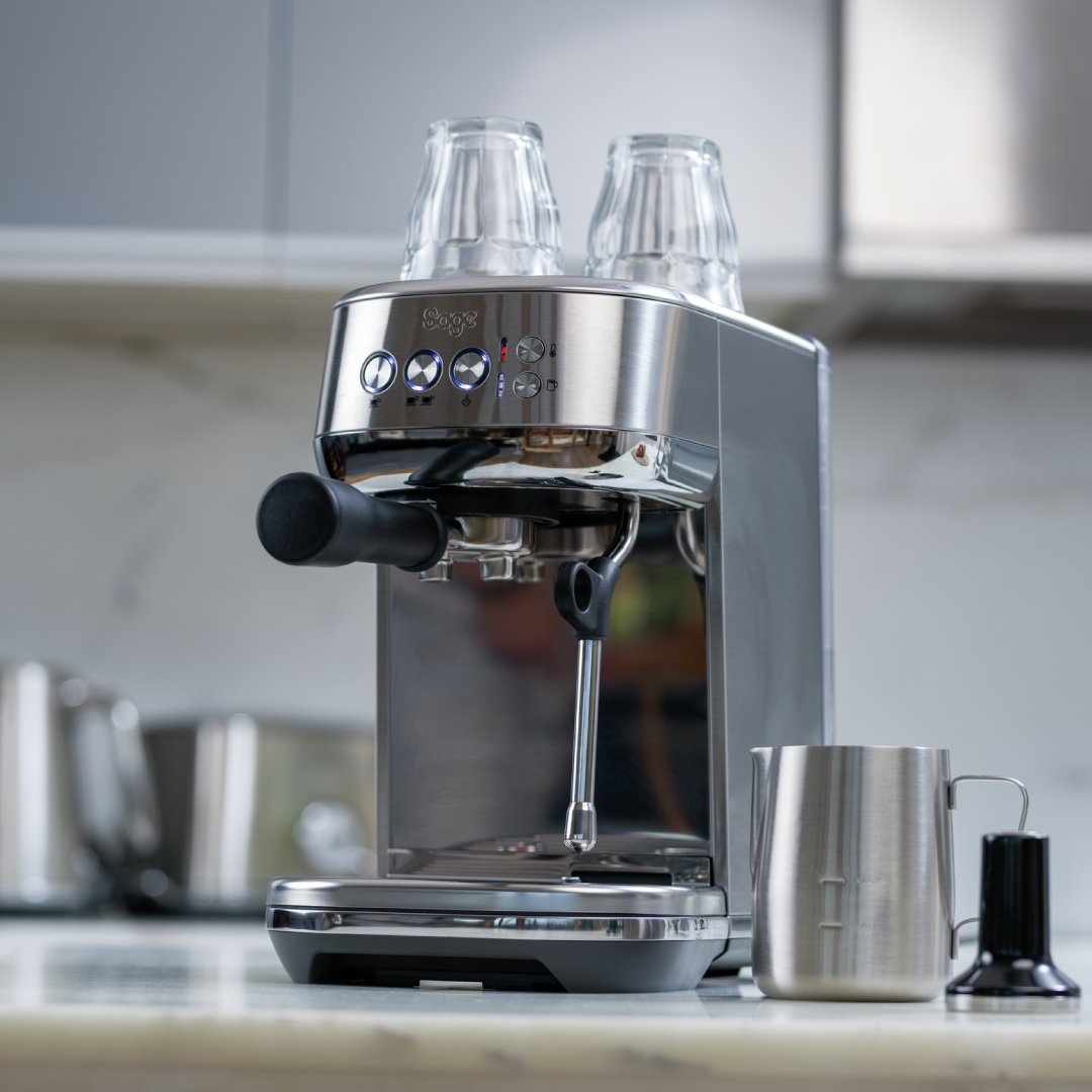 The small but mighty Bambino Plus achieves optimum extraction temperature in just 3 seconds and delivers cafe quality microfoam, automatically. — bit.ly/SageTradeUp