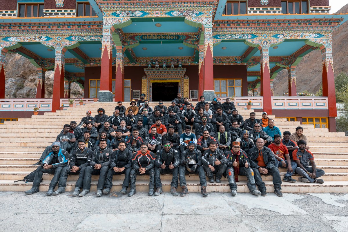 sunilsairam's tweet photo. Throwback to those riding days of 2018.. #HO2018 #himalayanodyssey #royalenfield https://t.co/QCumIARmJ8